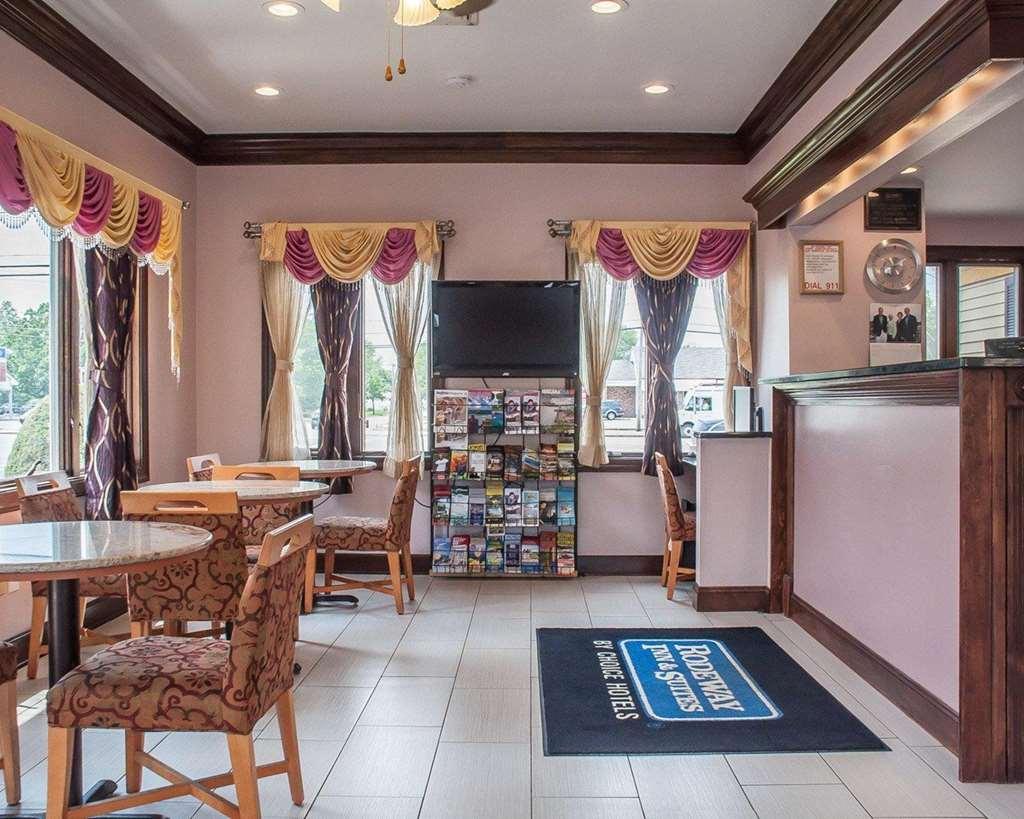 Amherst Inn & Suites Interiér fotografie